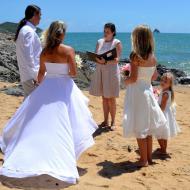 Lee-Ann and Grant, January 2013, Cairns Marriage Celebrant Melanie Serafin